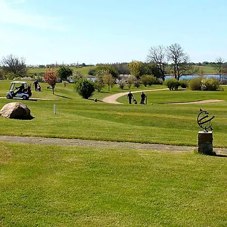 Mon Golf - Praestekilde فندق 3*